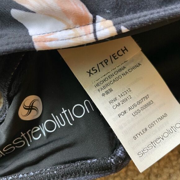 SISSTREVOLUTION WOMENS ERINA SKIIMPY SWIM BOTTOMS AND TOP SIZE XS - Picture 7 of 8